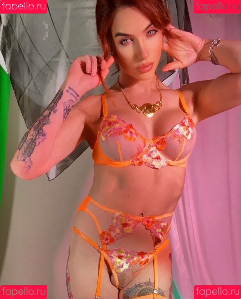 janieblade Onlyfans Photo Gallery 