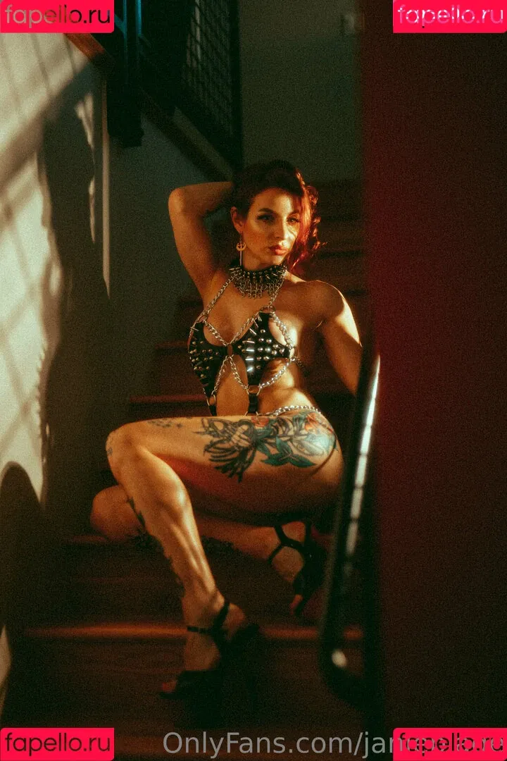 janieblade Onlyfans Photo Gallery 