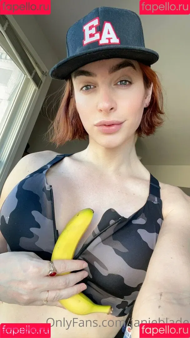 janieblade Onlyfans Photo Gallery 