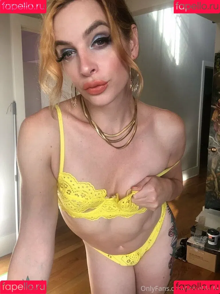 janieblade Onlyfans Photo Gallery 