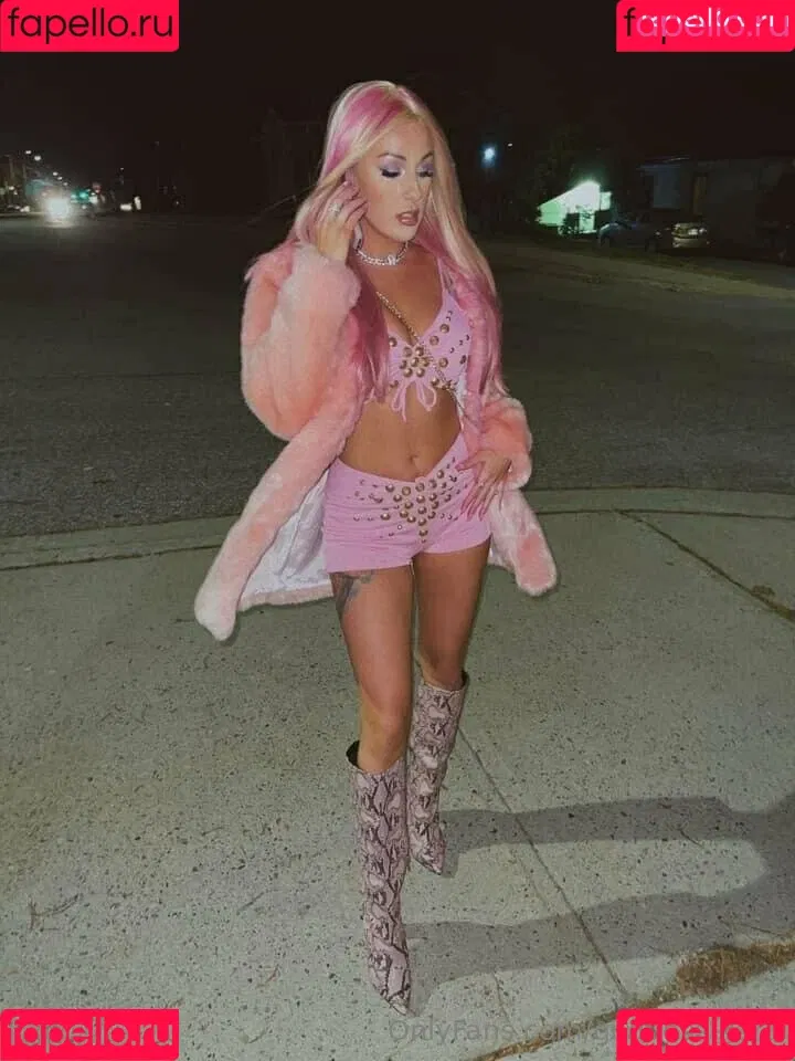 goddess-kara Onlyfans Photo Gallery 