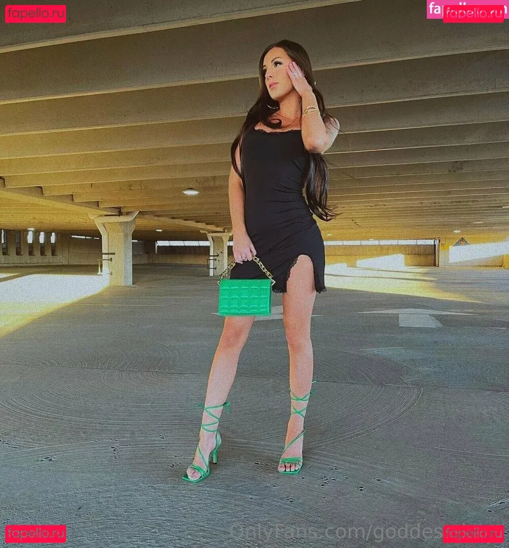 goddess-kara Onlyfans Photo Gallery 