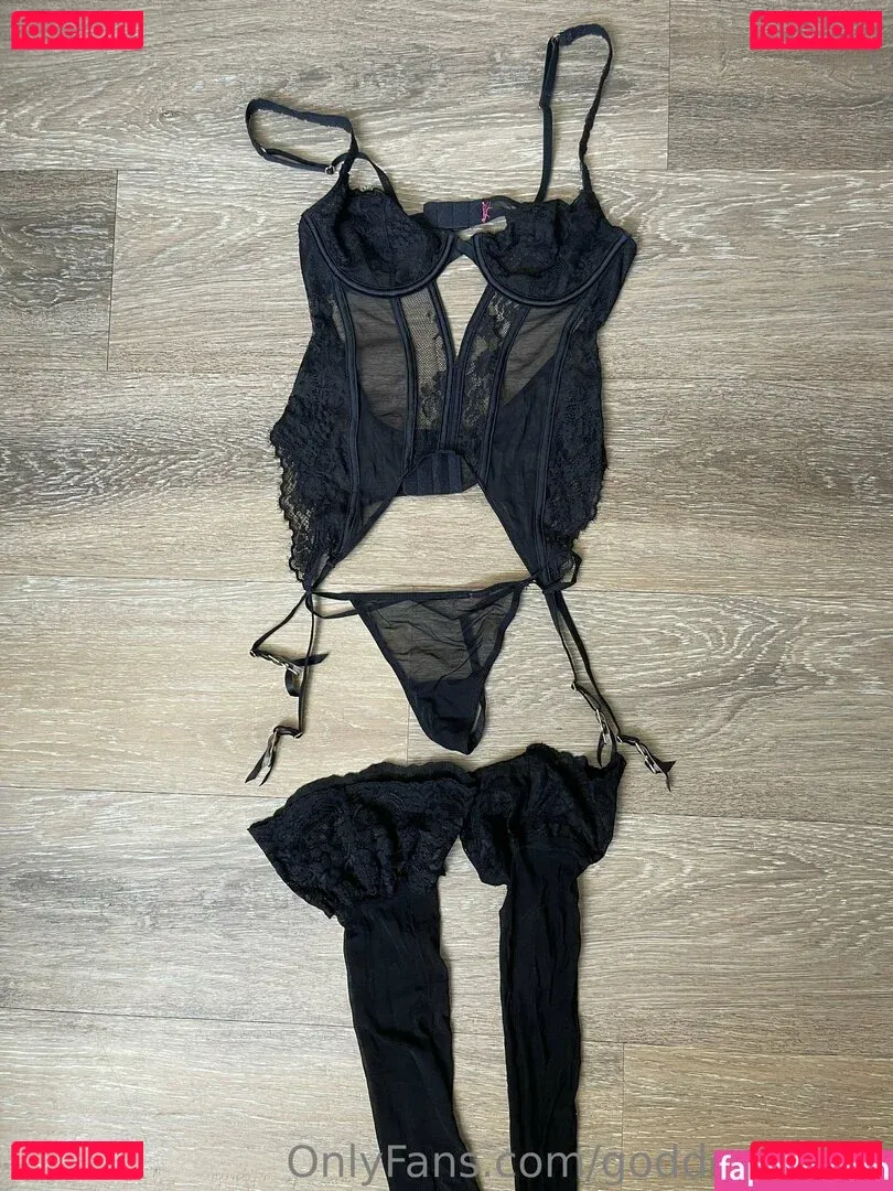 goddess-kara Onlyfans Photo Gallery 