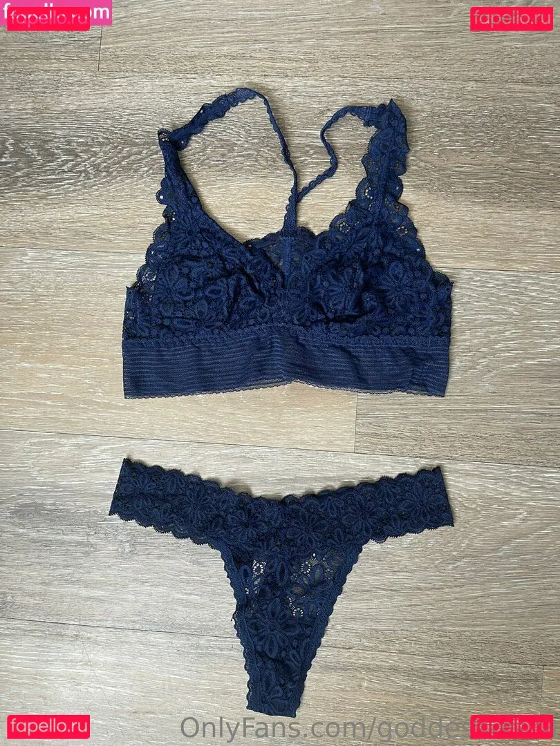 goddess-kara Onlyfans Photo Gallery 