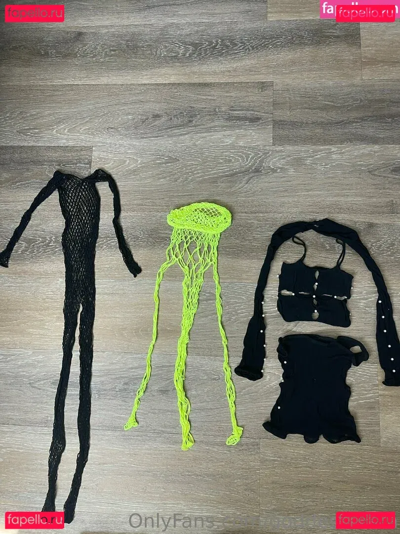 goddess-kara Onlyfans Photo Gallery 