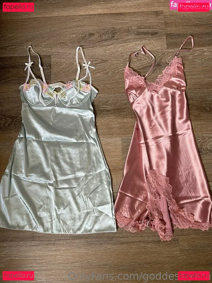 goddess-kara Onlyfans Photo Gallery 