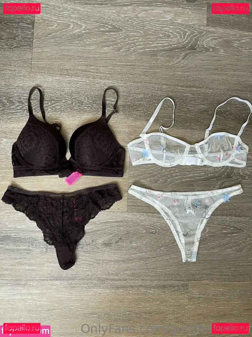 goddess-kara Onlyfans Photo Gallery 