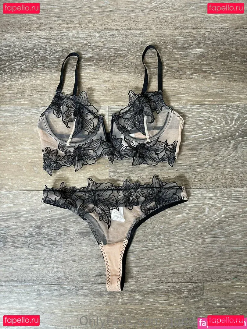 goddess-kara Onlyfans Photo Gallery 