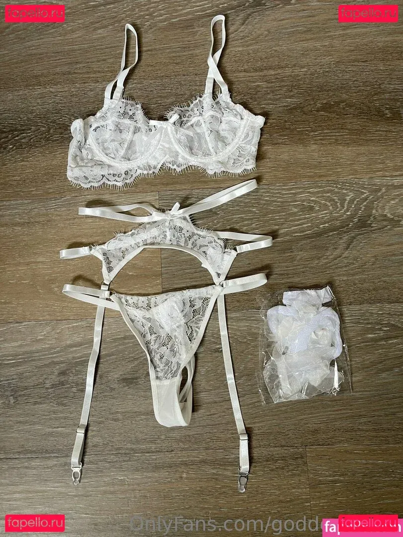 goddess-kara Onlyfans Photo Gallery 