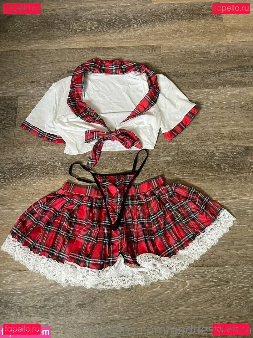 goddess-kara Onlyfans Photo Gallery 