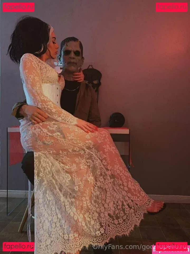 goddess-kara Onlyfans Photo Gallery 