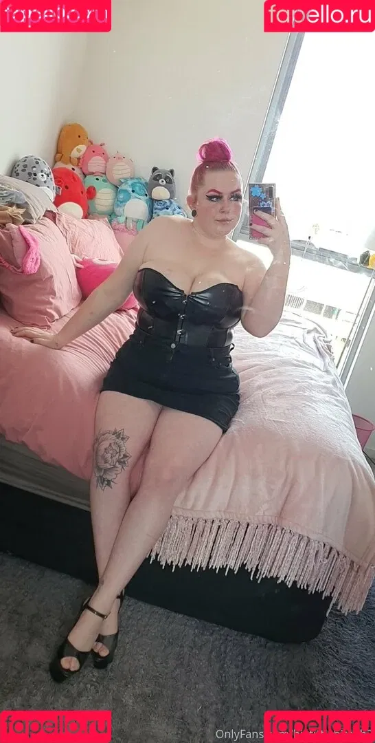 bigtittybitchh2 Onlyfans Photo Gallery 