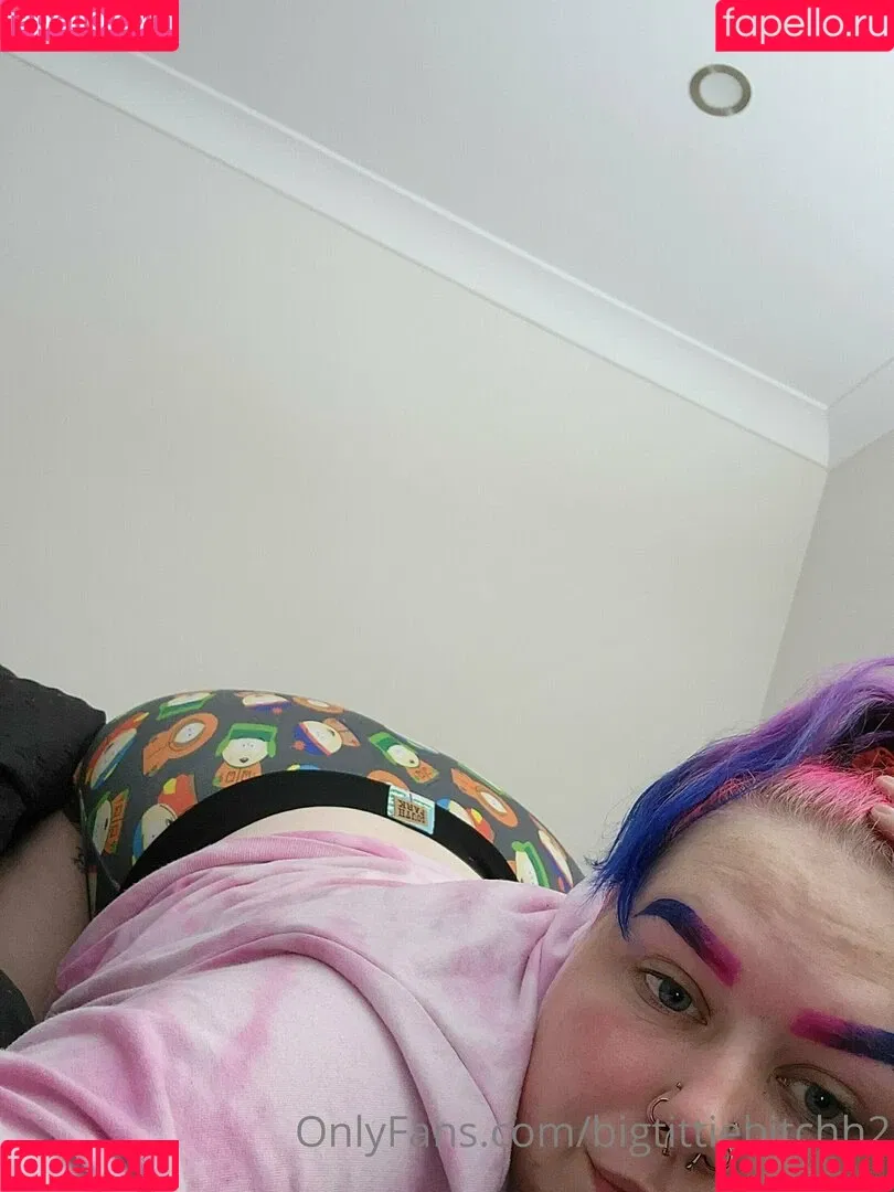 bigtittybitchh2 Onlyfans Photo Gallery 