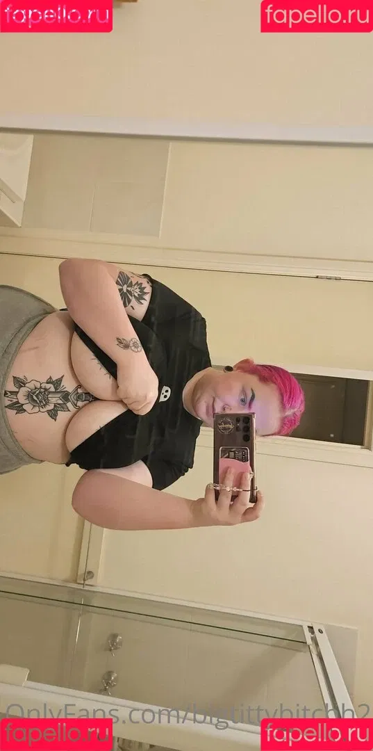 bigtittybitchh2 Onlyfans Photo Gallery 