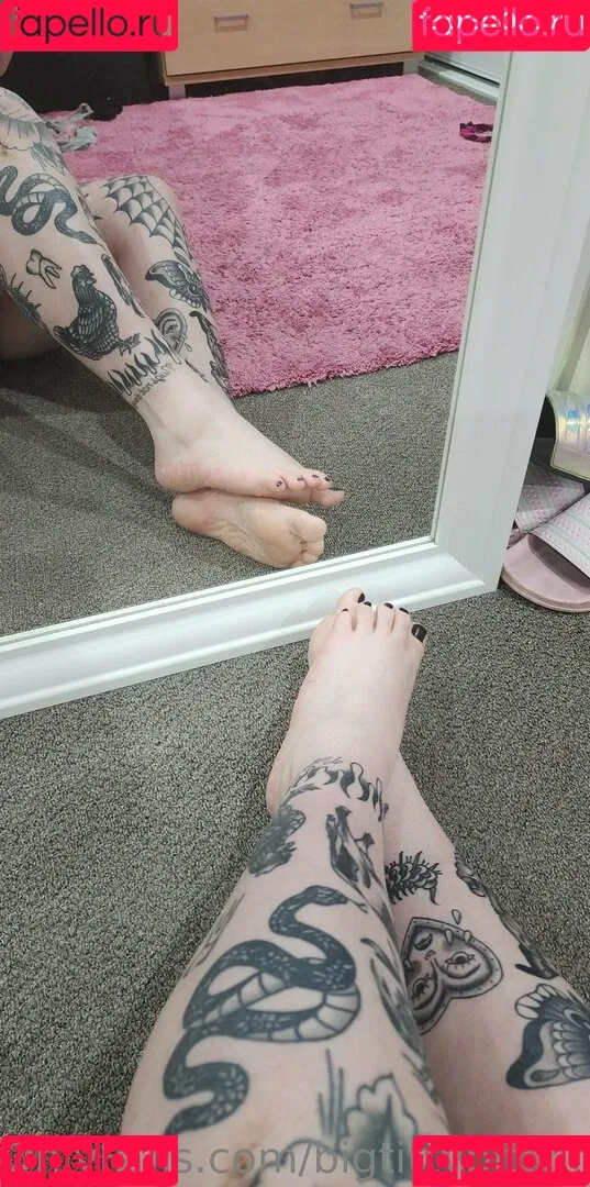 bigtittybitchh2 Onlyfans Photo Gallery 