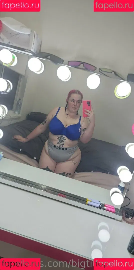 bigtittybitchh2 Onlyfans Photo Gallery 