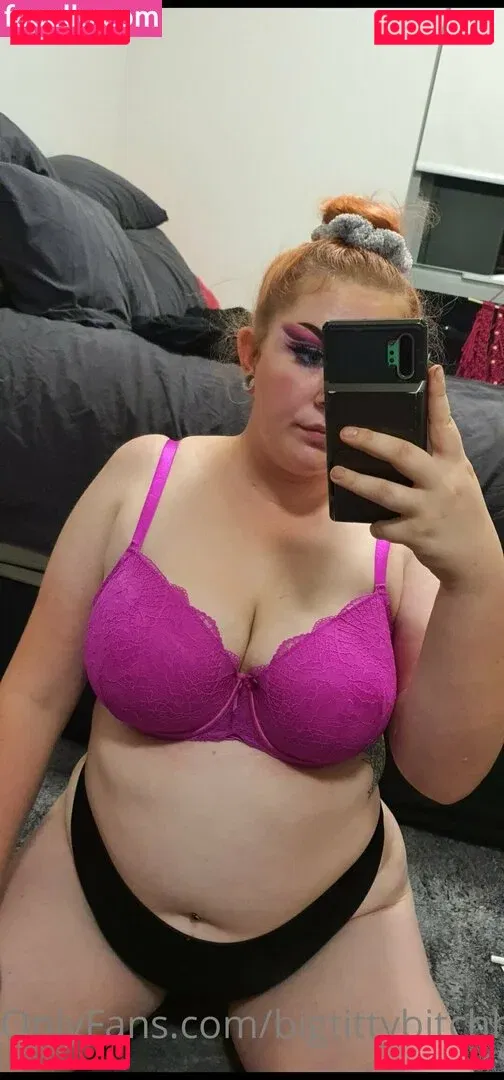 bigtittybitchh2 Onlyfans Photo Gallery 