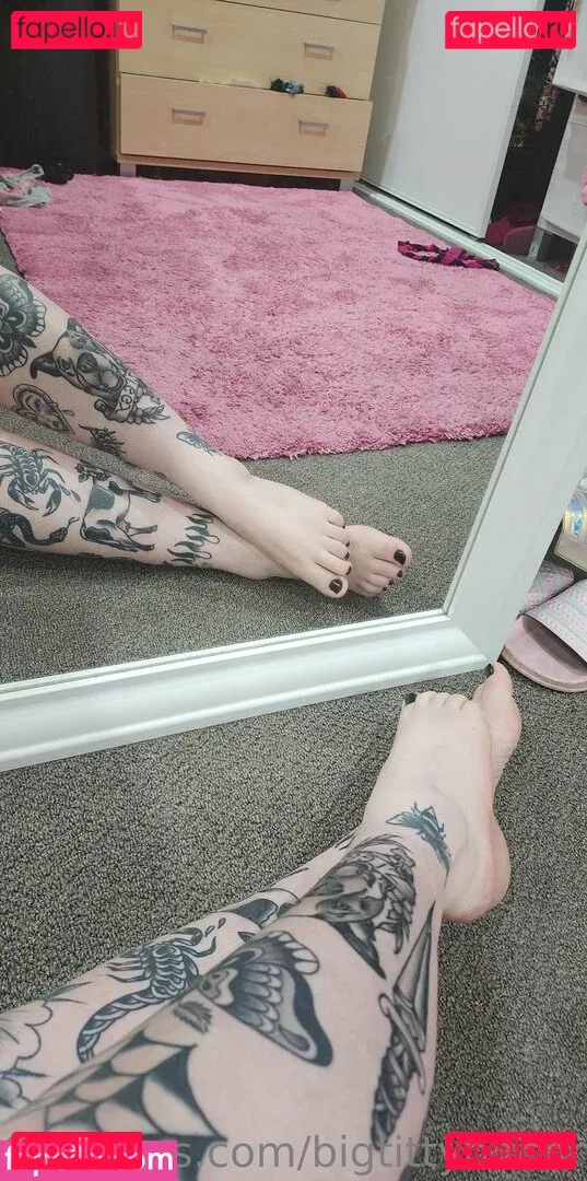 bigtittybitchh2 Onlyfans Photo Gallery 