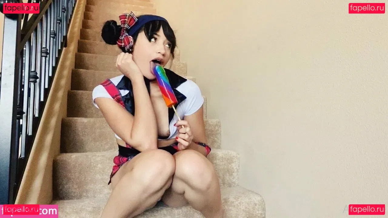 avilovexxx Onlyfans Photo Gallery 