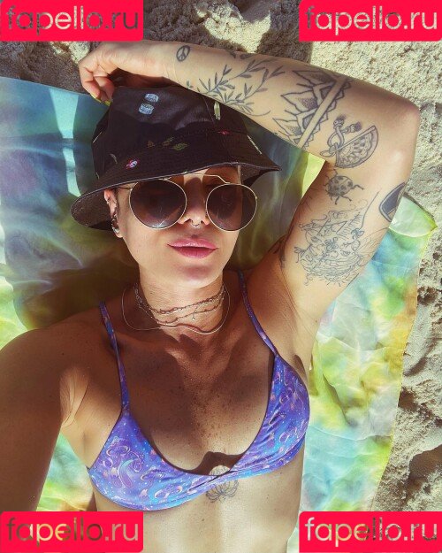 Tabata Chang Onlyfans Photo Gallery 