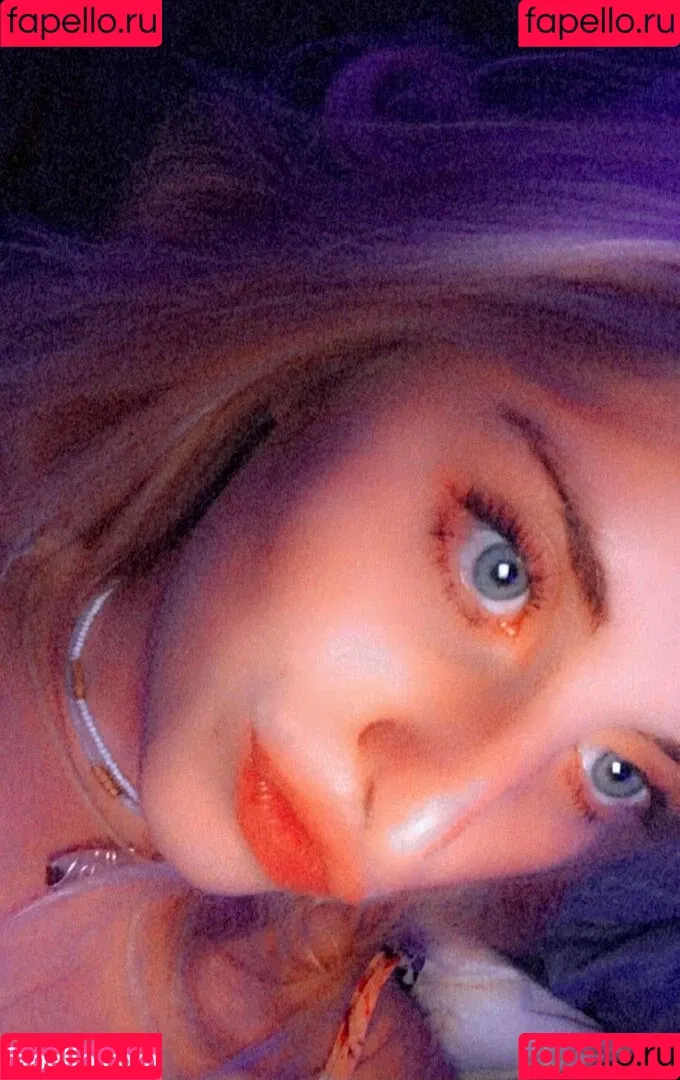 Useless-cum-bucket Onlyfans Photo Gallery 