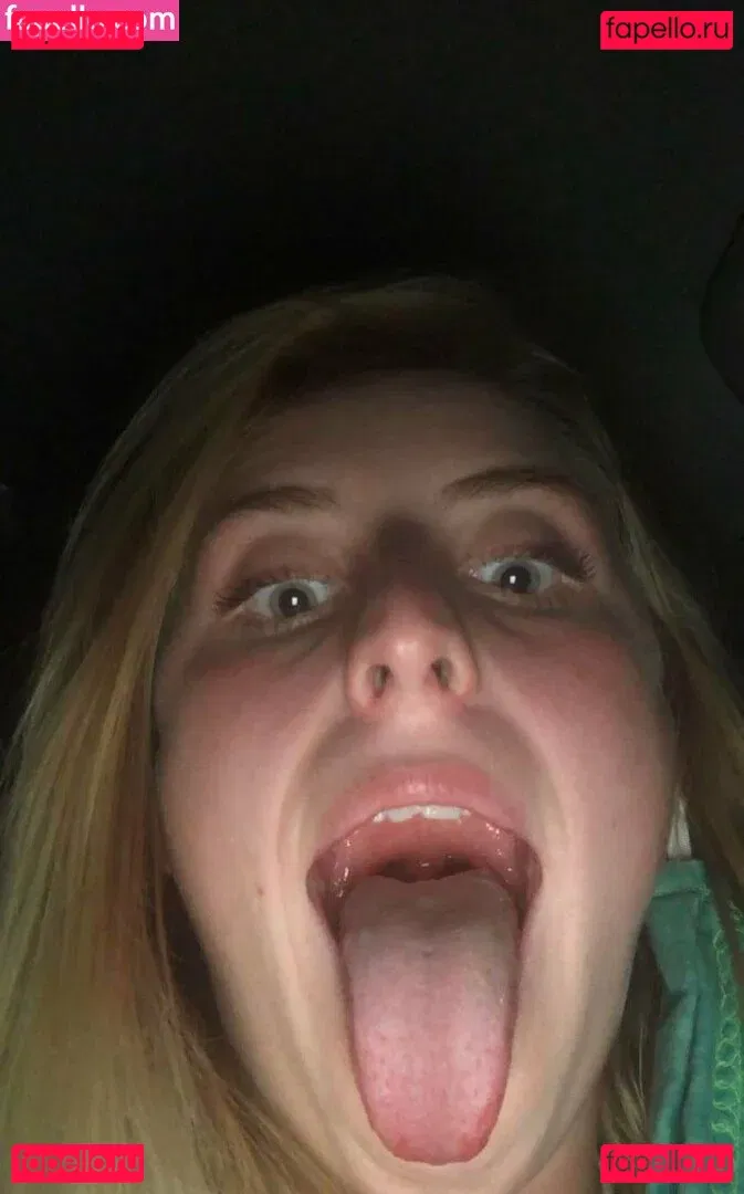 Useless-cum-bucket Onlyfans Photo Gallery 