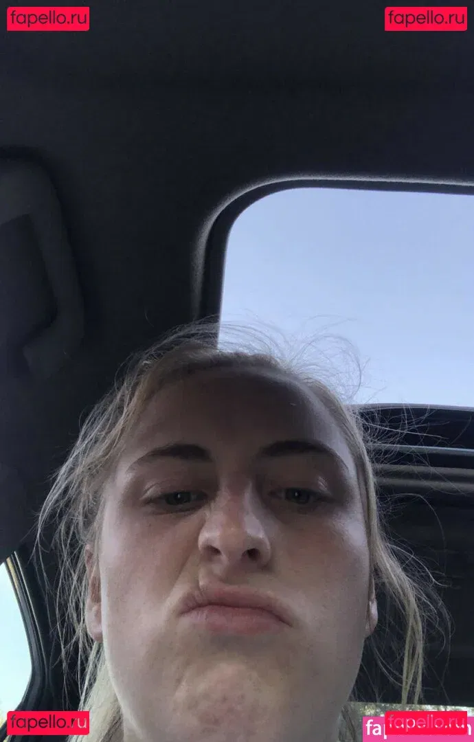 Useless-cum-bucket Onlyfans Photo Gallery 