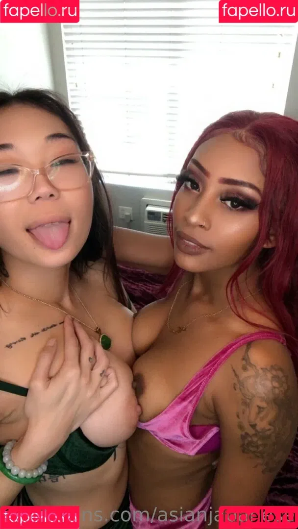 asianjapanese Onlyfans Photo Gallery 