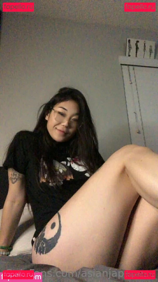 asianjapanese Onlyfans Photo Gallery 