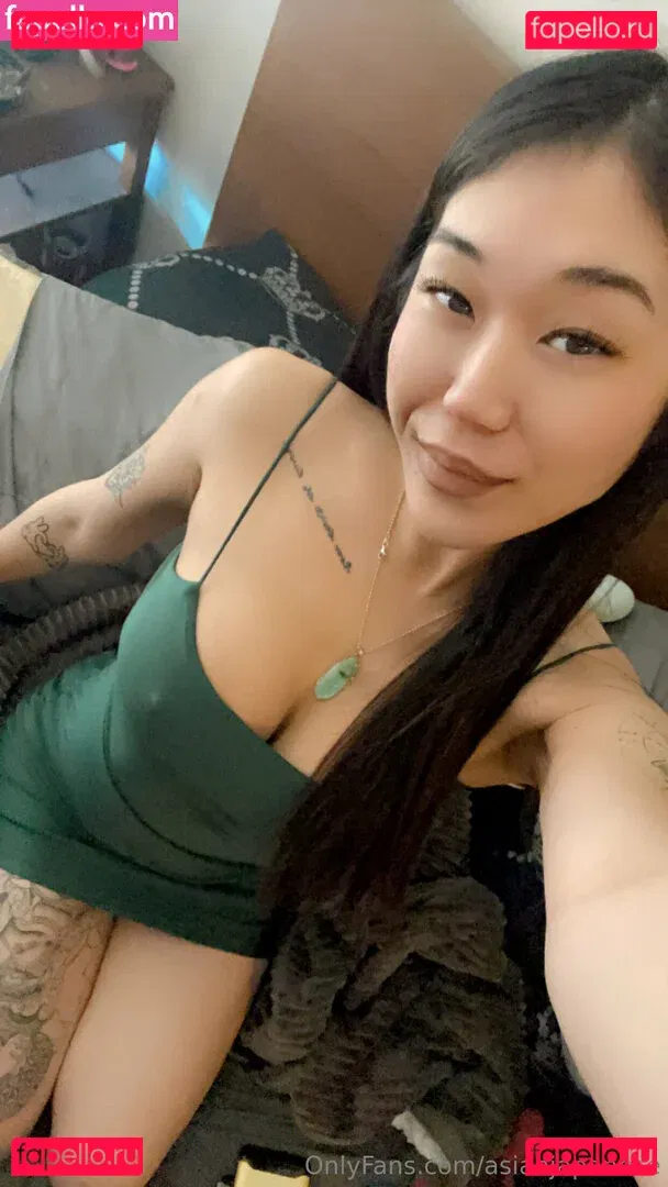 asianjapanese Onlyfans Photo Gallery 