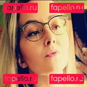 everlymoon Onlyfans Photo Gallery 