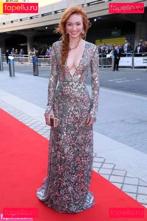 Eleanor Tomlinson Onlyfans Photo Gallery 