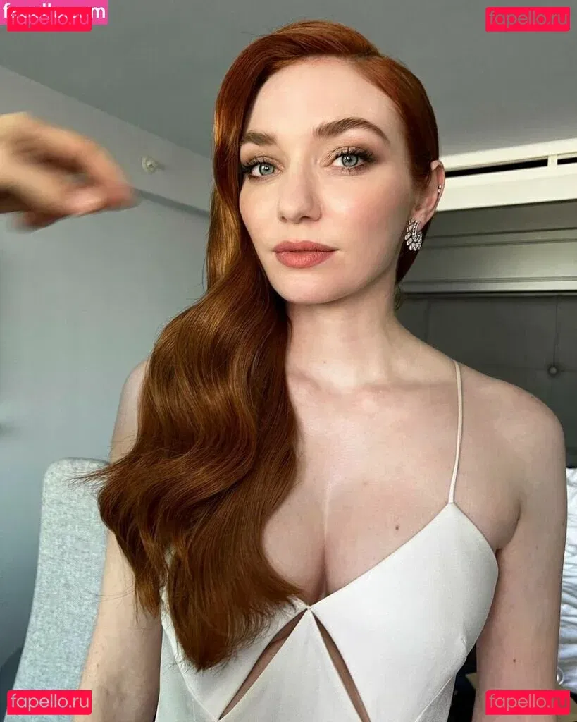 Eleanor Tomlinson Onlyfans Photo Gallery 