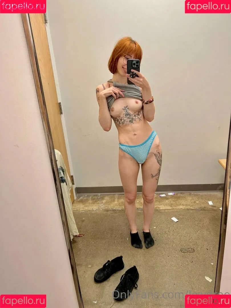 Rooshibi Onlyfans Photo Gallery 