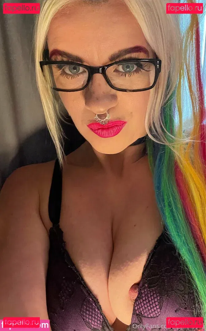 belle-hella Onlyfans Photo Gallery 