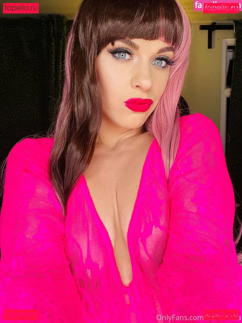 belle-hella Onlyfans Photo Gallery 