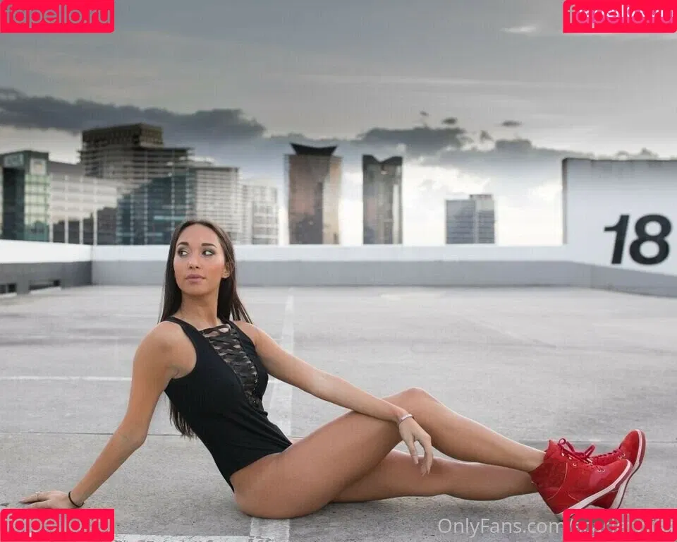 scarlet.vas Onlyfans Photo Gallery 