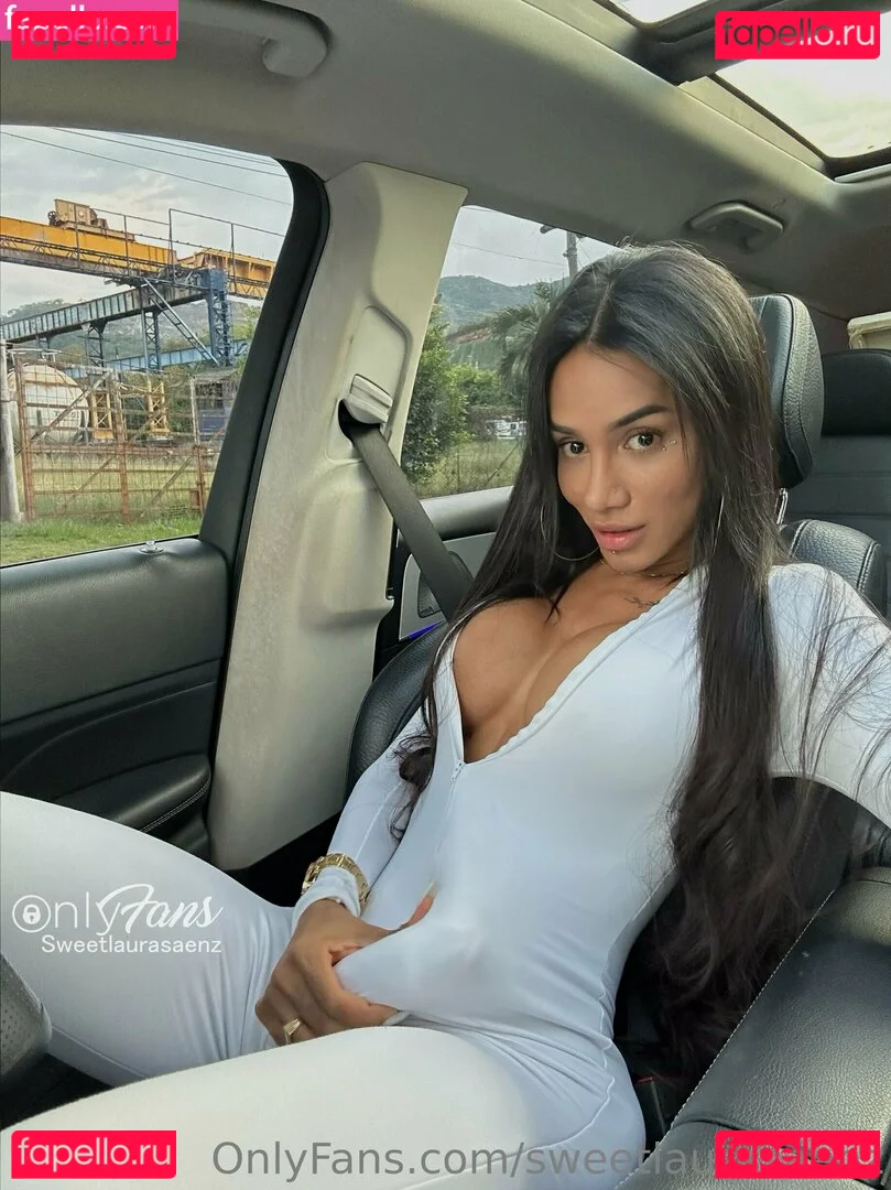 sweetlaurasaenz Onlyfans Photo Gallery 