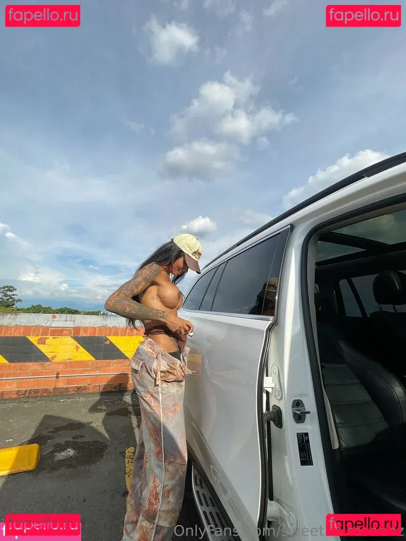 sweetlaurasaenz Onlyfans Photo Gallery 