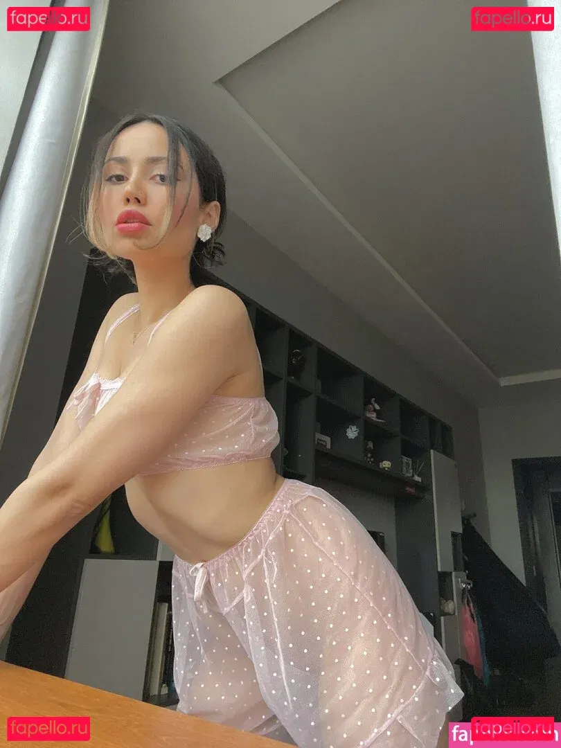 emelevskaya Onlyfans Photo Gallery 