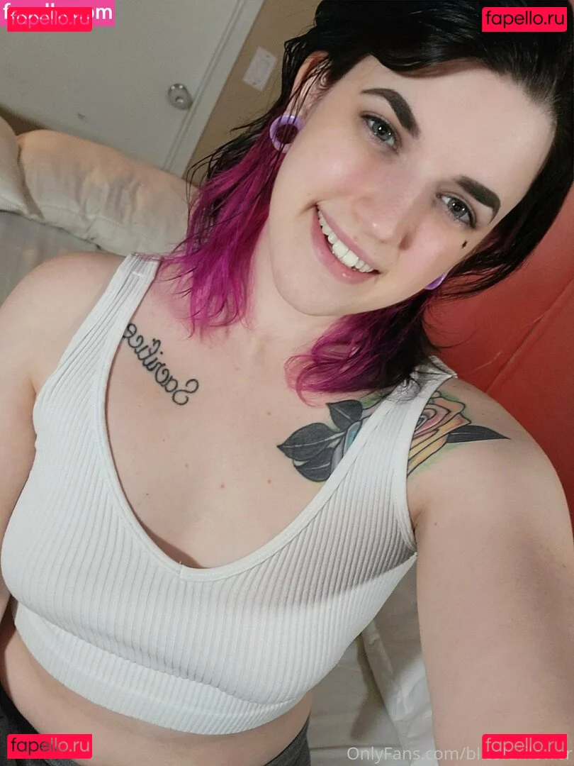 blissfulflower Onlyfans Photo Gallery 