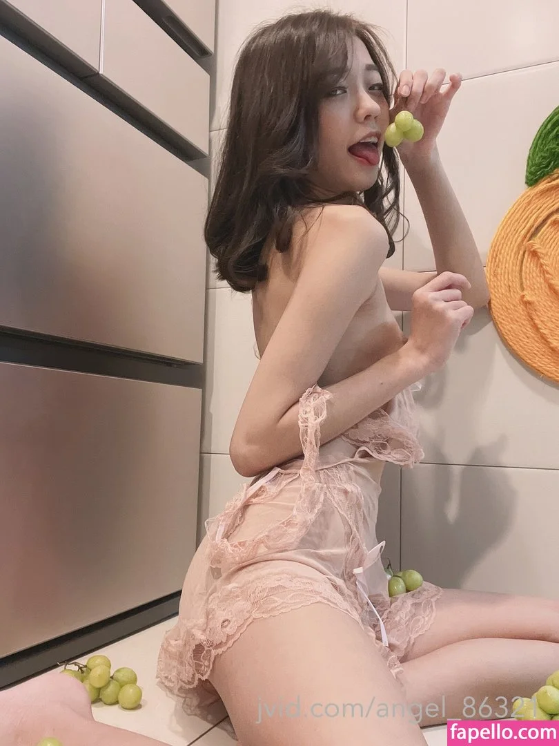 Angela_5 Onlyfans Photo Gallery 