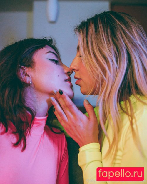 Angela_5 Onlyfans Photo Gallery 