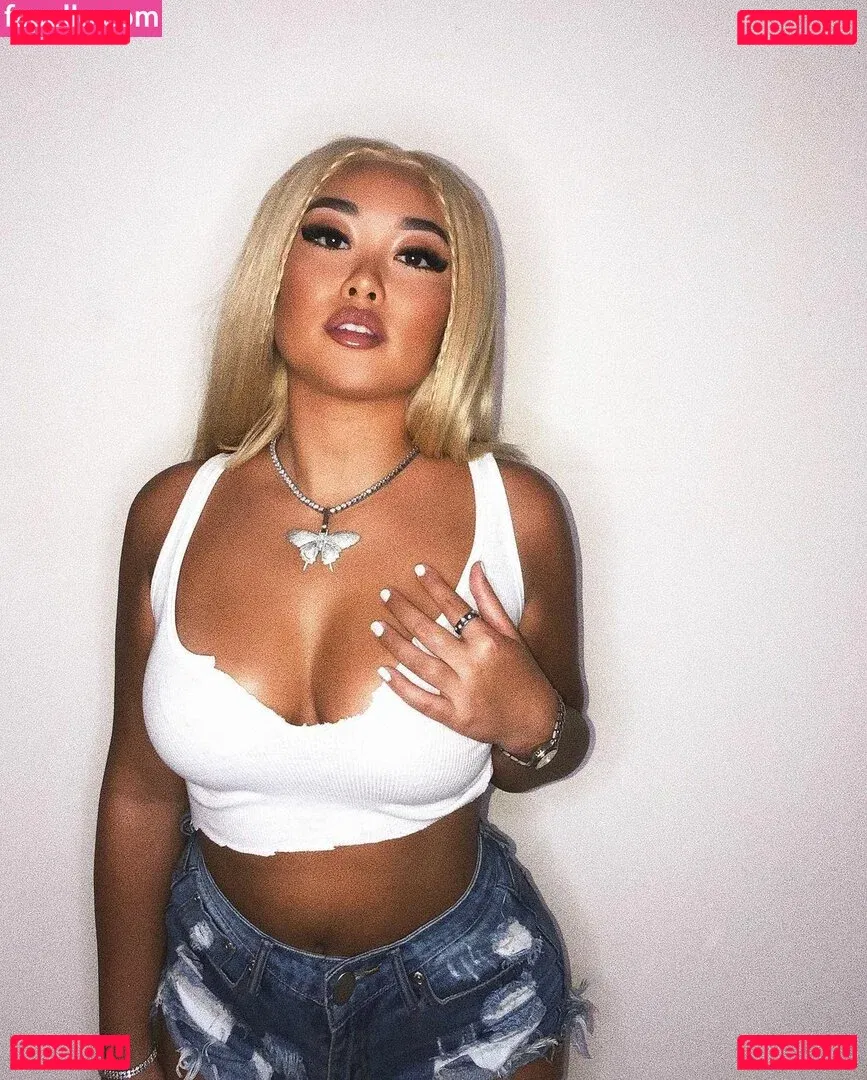 annouveauriche Onlyfans Photo Gallery 