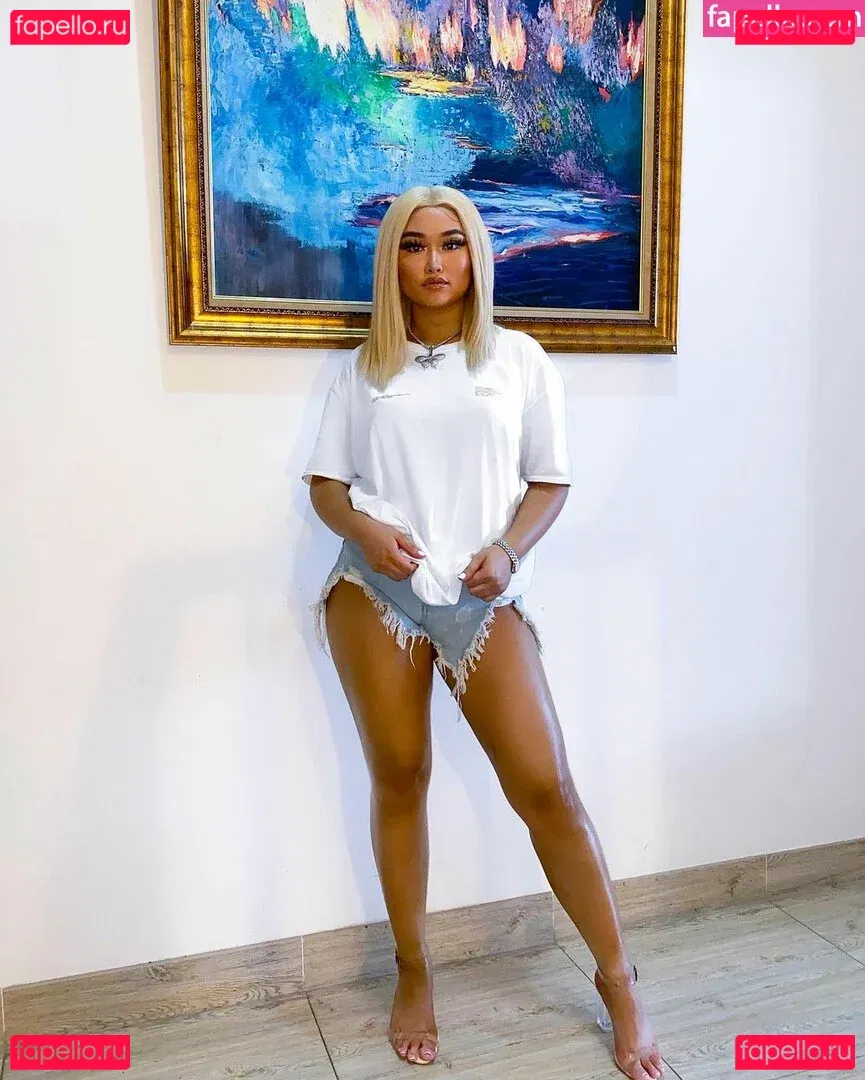 annouveauriche Onlyfans Photo Gallery 