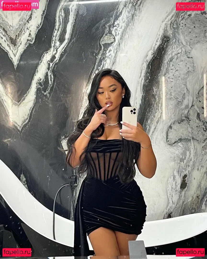 annouveauriche Onlyfans Photo Gallery 