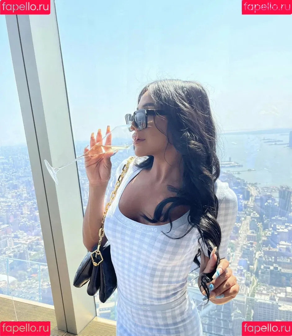 thessupreme Onlyfans Photo Gallery 