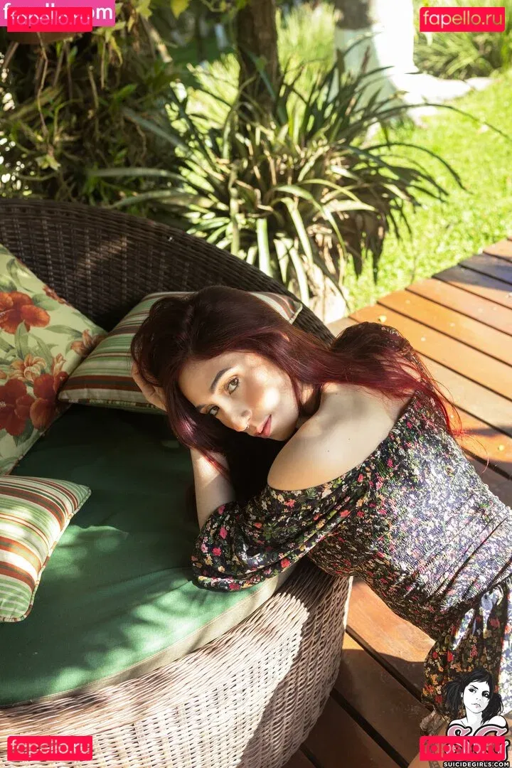 Emih Suicide Onlyfans Photo Gallery 