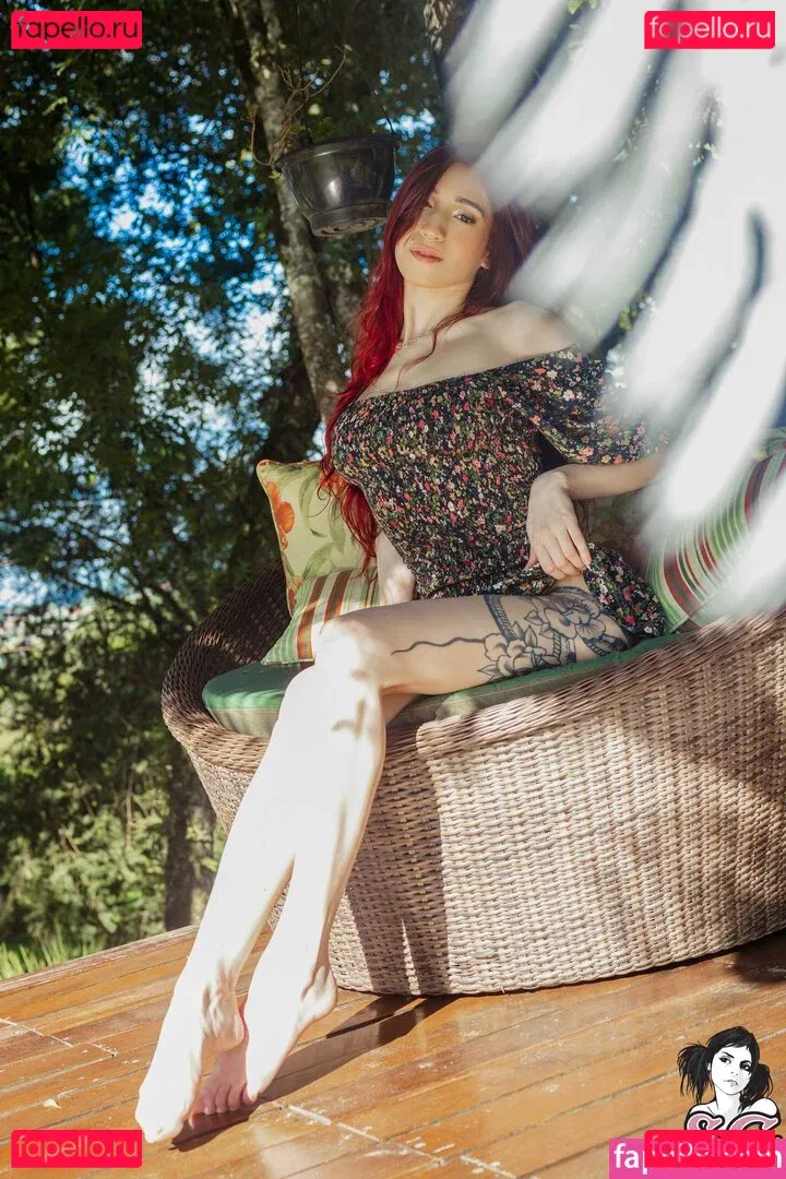 Emih Suicide Onlyfans Photo Gallery 