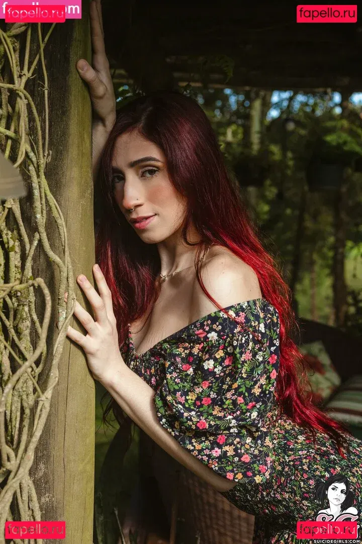 Emih Suicide Onlyfans Photo Gallery 